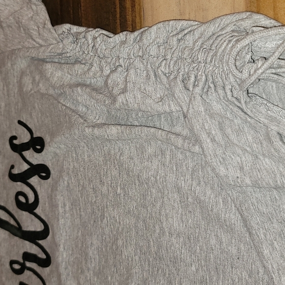 Be Fearless Women's Short Sleeve ruched side crew neck shirt - Picture 3 of 6